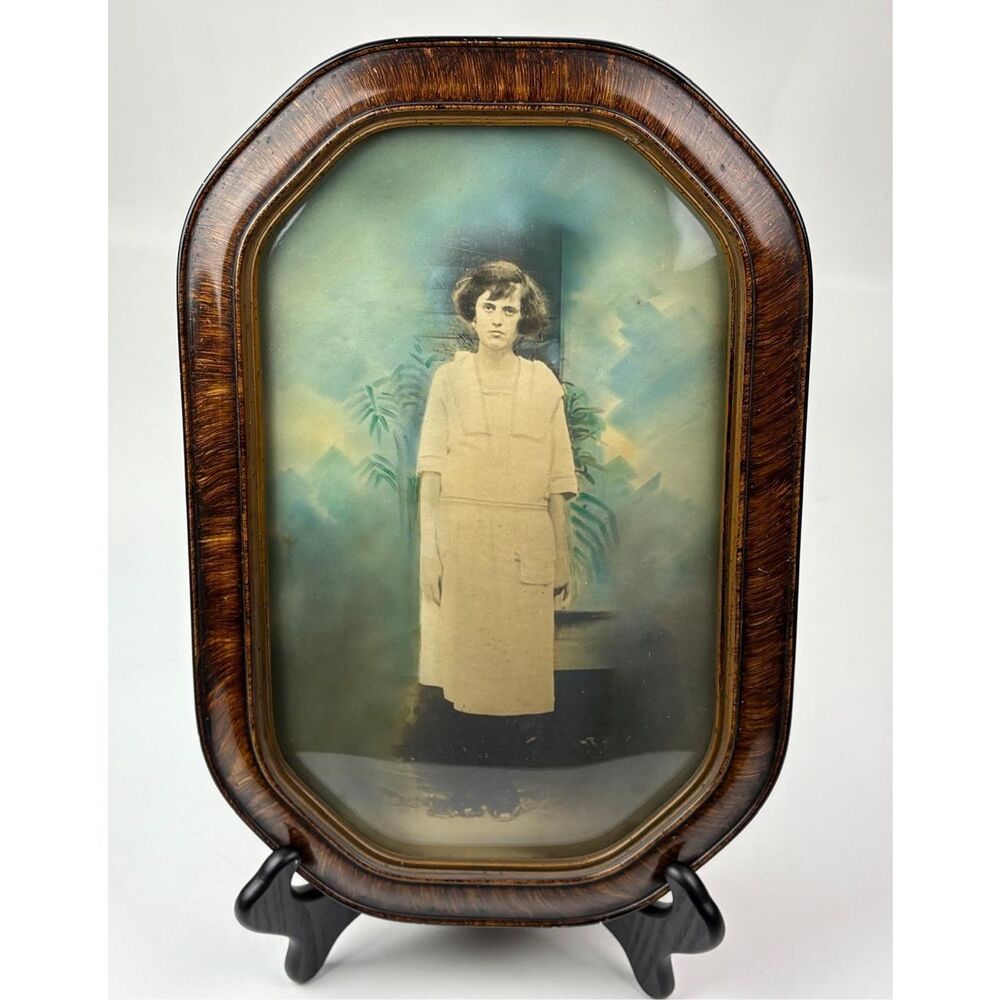 Antique Convex Bubble Glass Wood Oval Frame Woman Creepy Scary 18.5x12.5in
